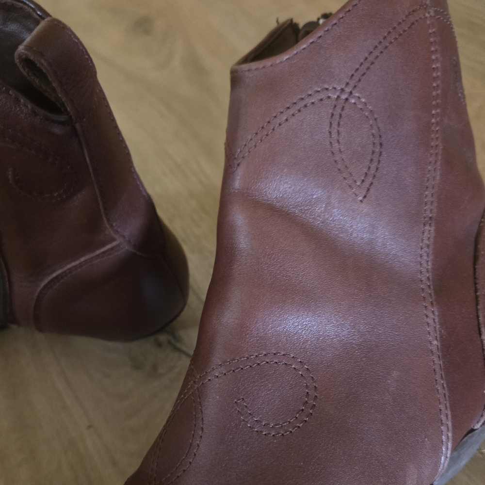 80s Maine Woods Brown Leather Embroidered Ankle Boots - Picture 5 of 7